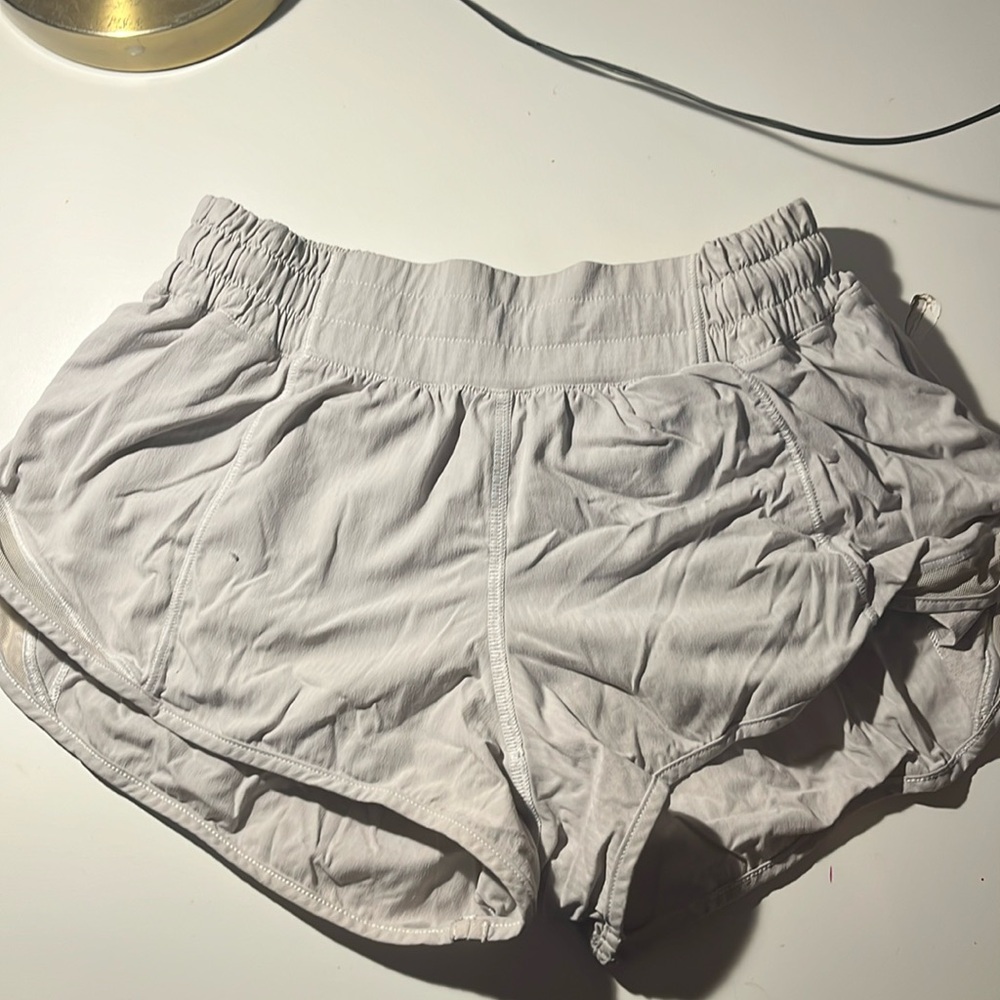Lululemon White Hotty Hot Shorts Size 4